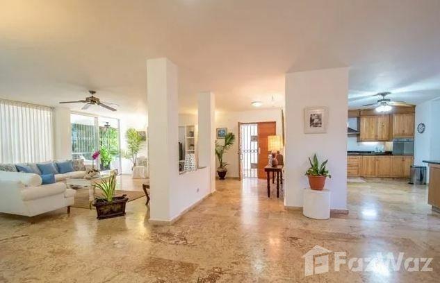 3 Bedroom Apartment for Sale at Colegio Buena Vista — photo 1