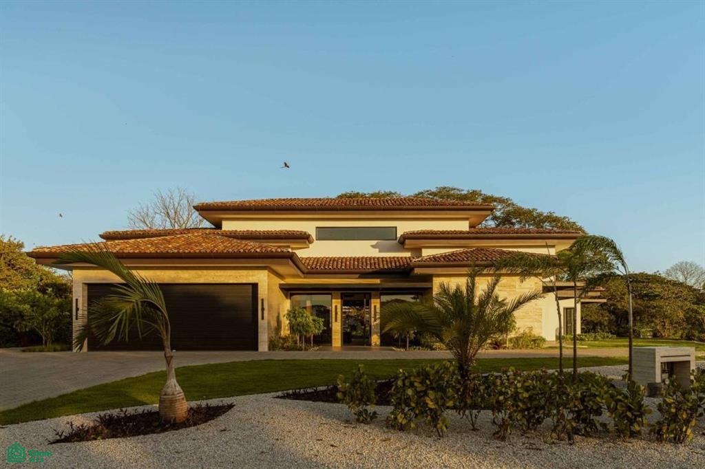 7 Bedroom Luxury Home for Sale, Los Almendros, Hacienda Pinilla, Guanacaste, Costa Rica — photo 1