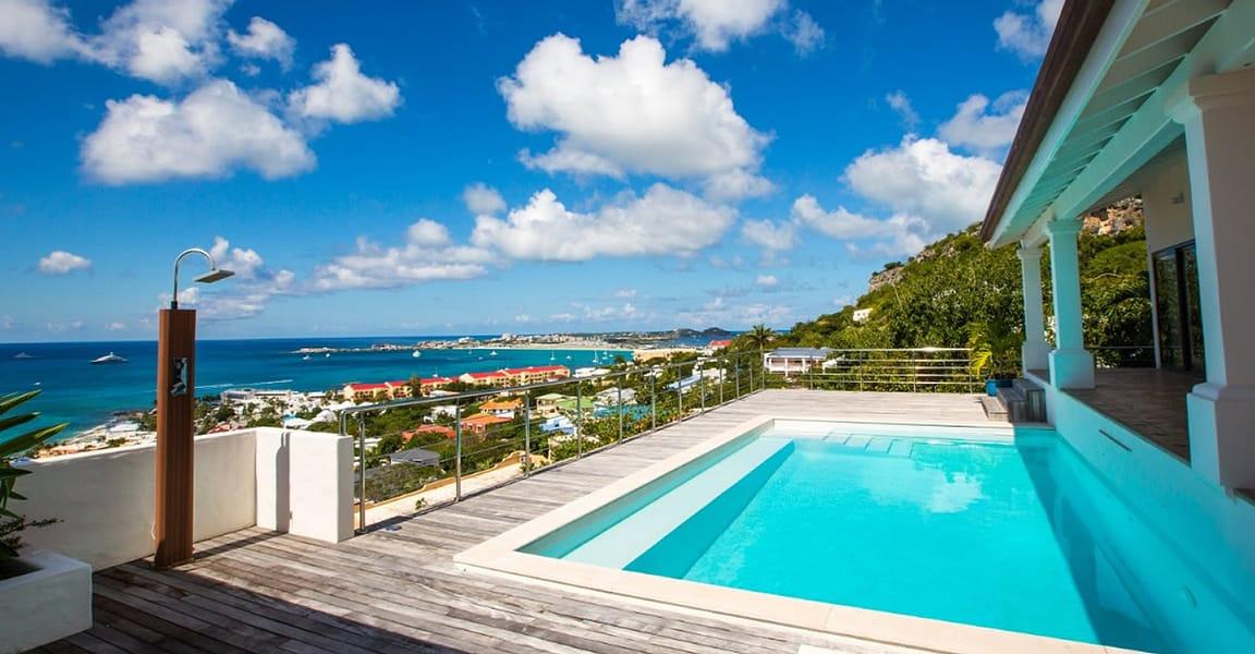 5 Bedroom Mediterranean-Style Villa for Sale, Pelican Key, St Maarten — photo 1