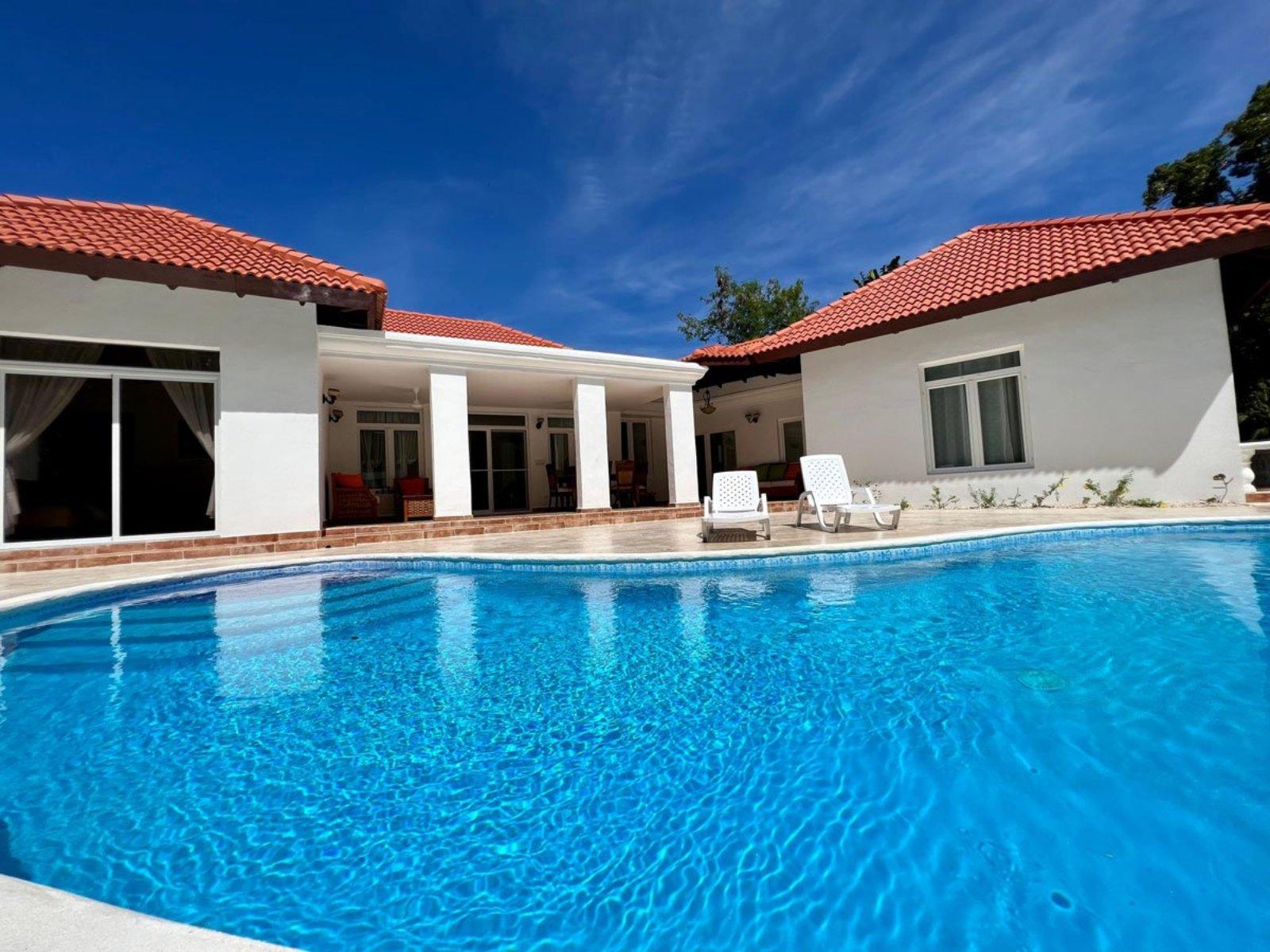 4-bedroom luxury home in Sea Horse Ranch, Cabarete, Dominican Republic — photo 2