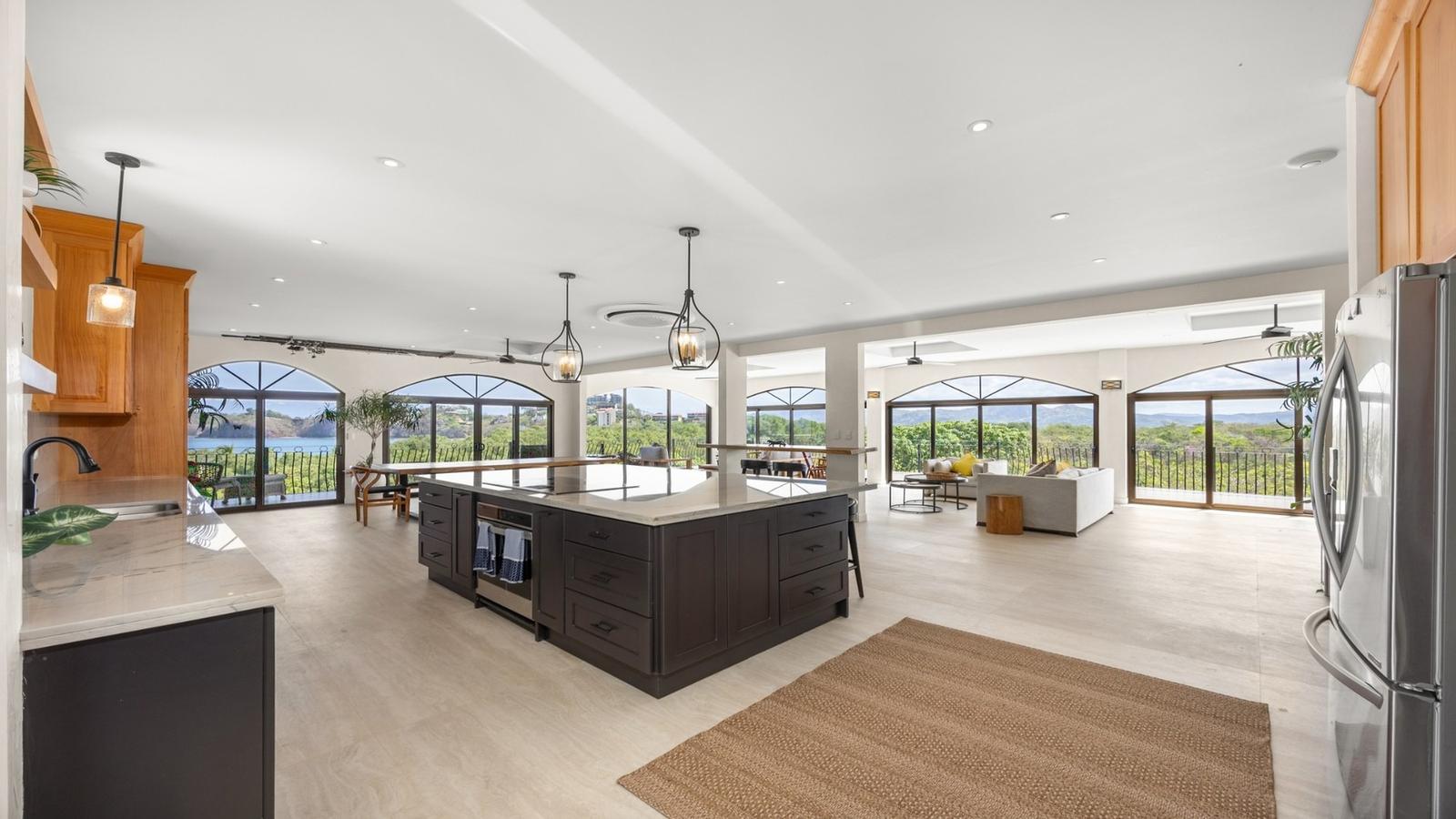 9 Bedroom Ocean-View Luxury Home for Sale, Flamingo, Guanacaste, Costa Rica — photo 5