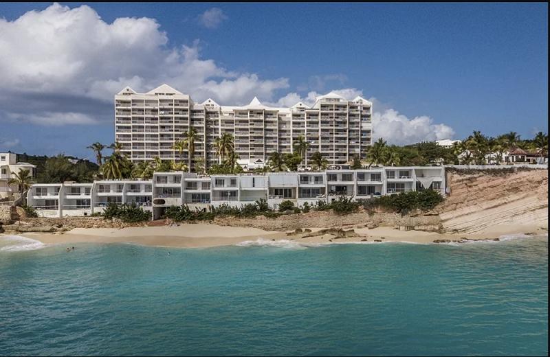 2-bedroom condo in Cupecoy, Sint Maarten with terrace and jacuzzi — photo 1