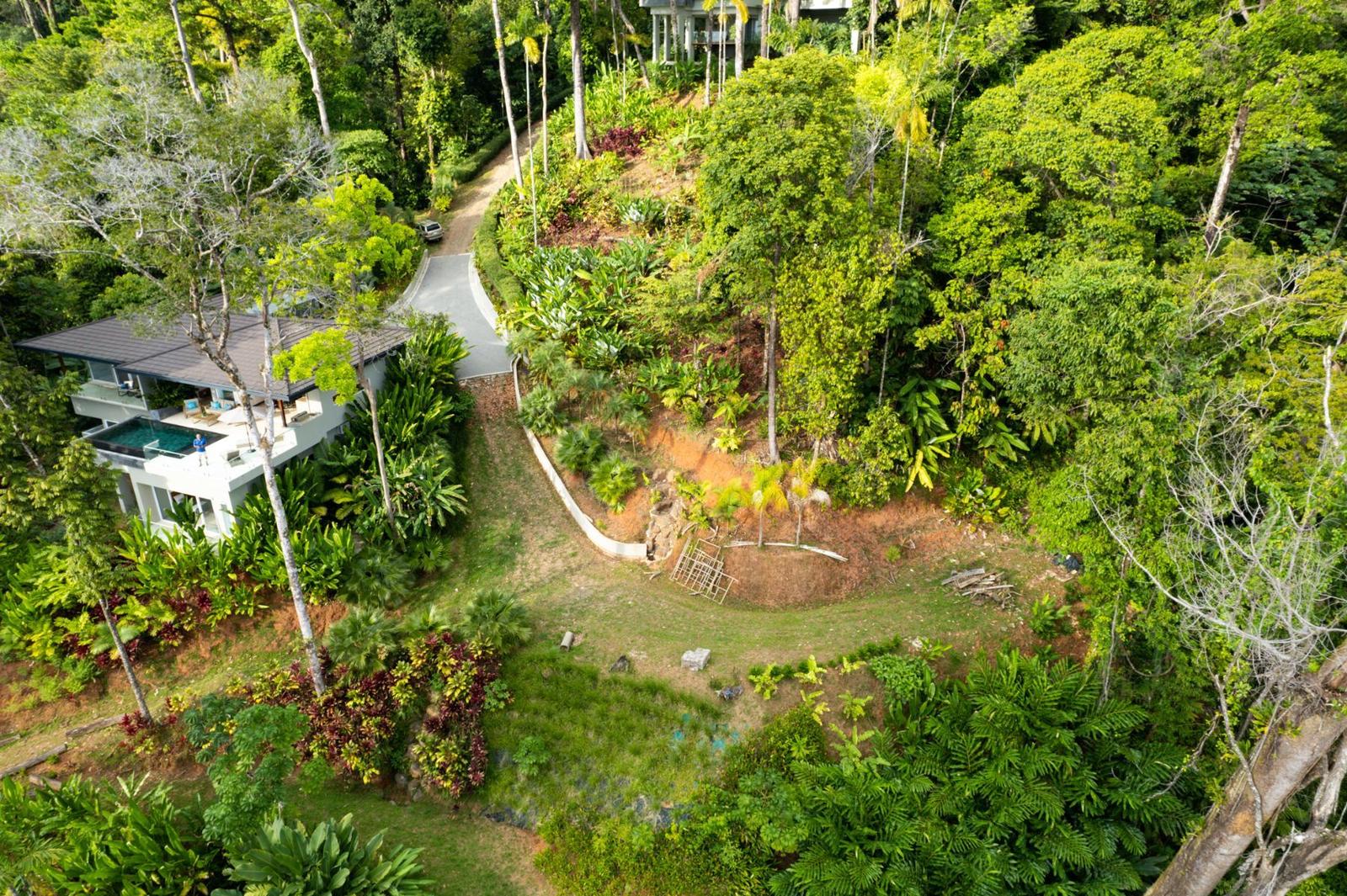 6,311 Sq M Lot for Sale, Escaleras Village, Puntarenas, Costa Rica — photo 2