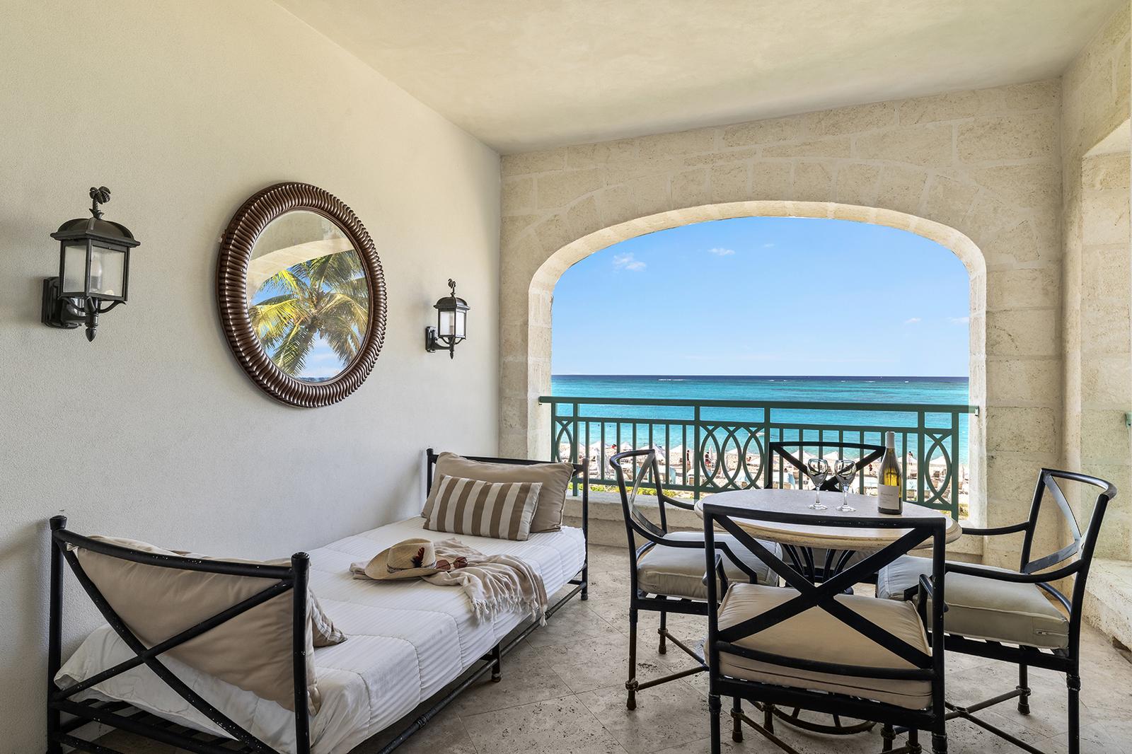 2-bedroom condo in Grace Bay, Providenciales — photo 4