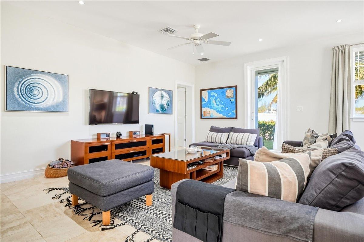 3-bedroom apartment in Anchorage, Palm Cay, Nassau — photo 3