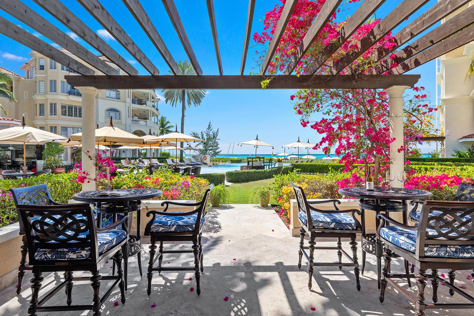 3-bedroom condominium at Somerset Resort, Grace Bay — photo 2
