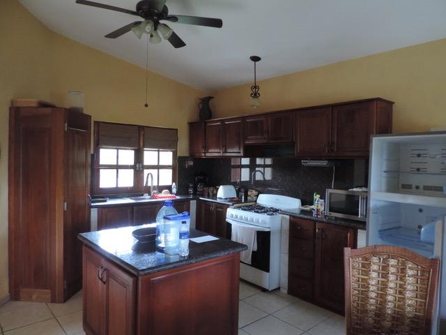 Villa 22 - 3 Bed 2 Bath Villa With Independent Studio — photo 1