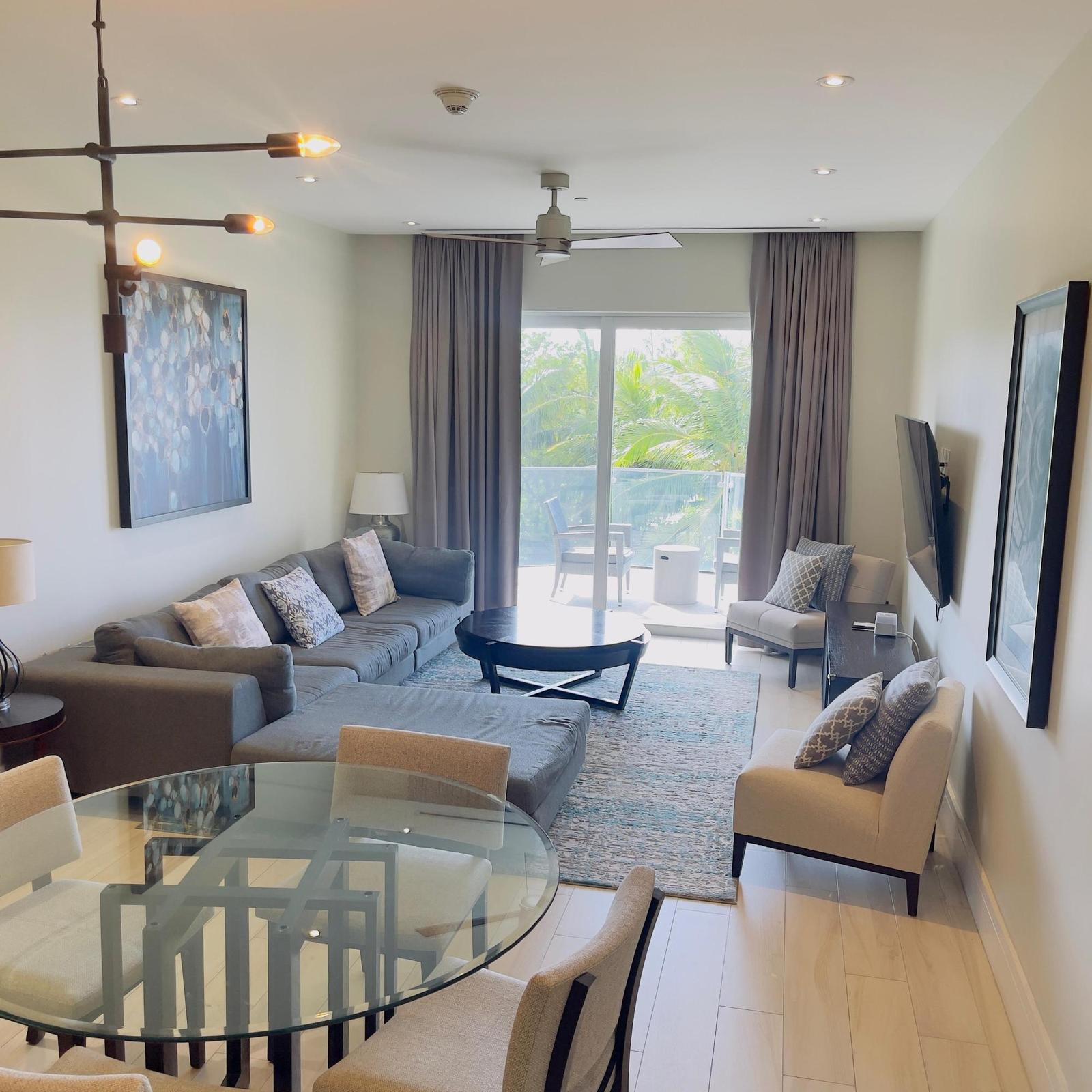 2-bedroom apartment in West Bay Street, Nassau — photo 2