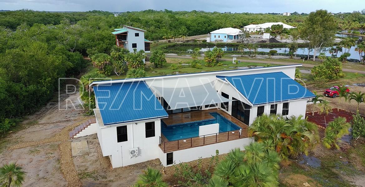Beautiful Home with Private Pool in NAIA.388 Acres — photo 3