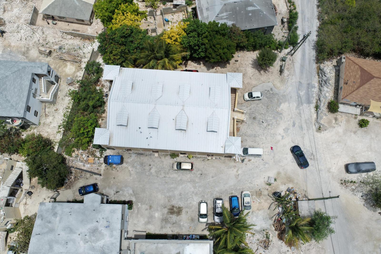 16 One Bed Units — photo 5