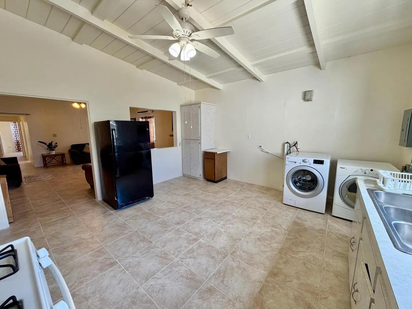 2 Bed, 1 Bath Apartment in US Virgin Islands — photo 4