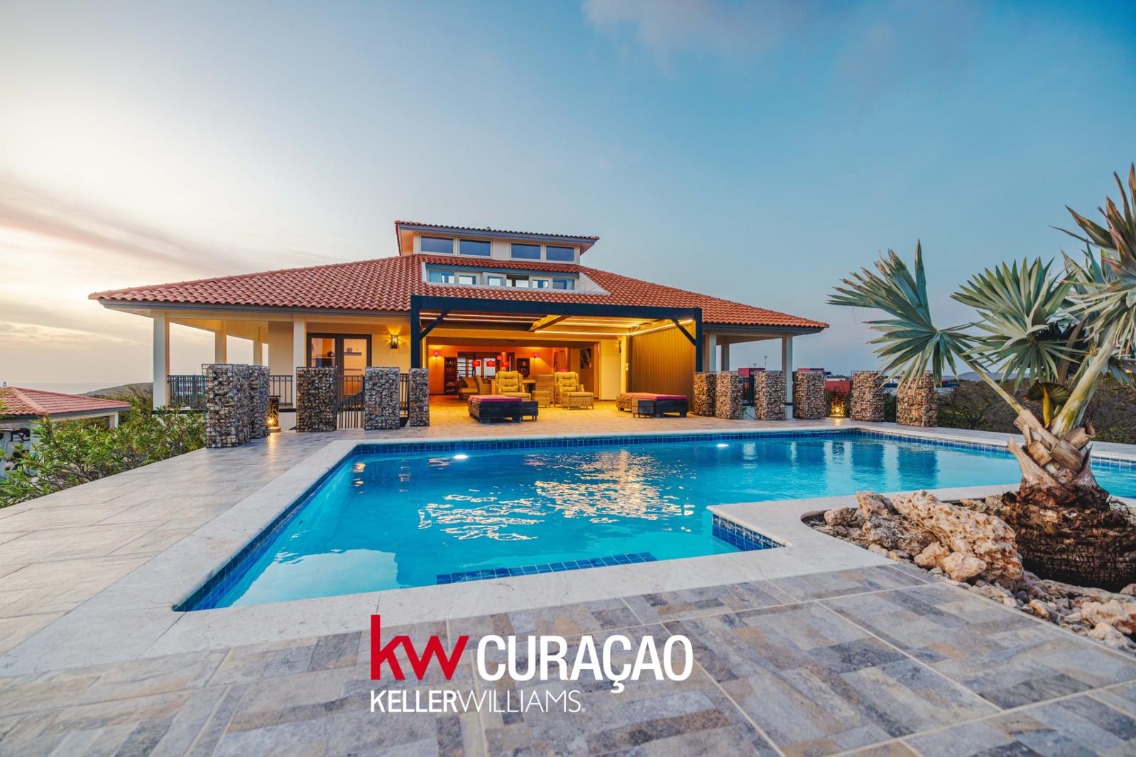 Exclusive Villa with Panoramic 360° Island Views | Coral Estate — photo 1
