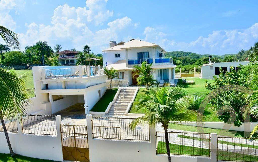 Oceanview 9-Bedroom Income-Producing Property in Puerto Chiquito, Sosúa — photo 1