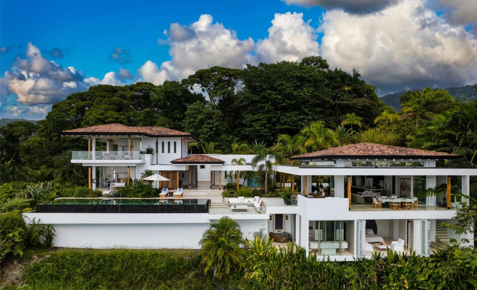 3 Bedroom Luxury Villa for Sale, Las Olas, Dominical, Puntarenas, Costa Rica — photo 2