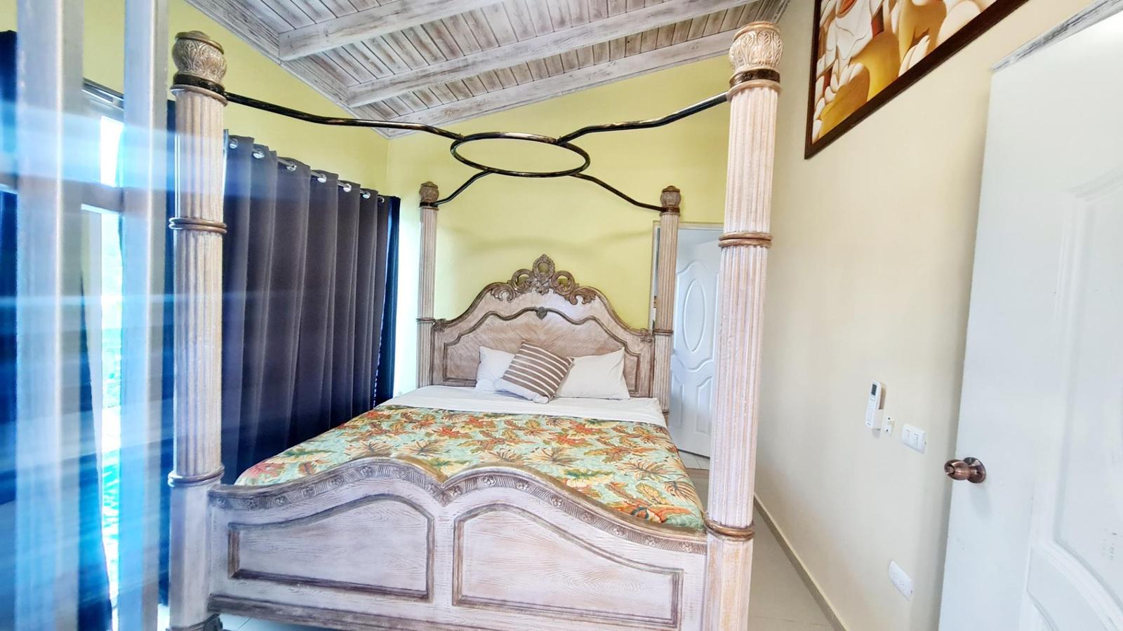 Touristic Aparthotel 22 Rooms With Pool & Restaurant — photo 1