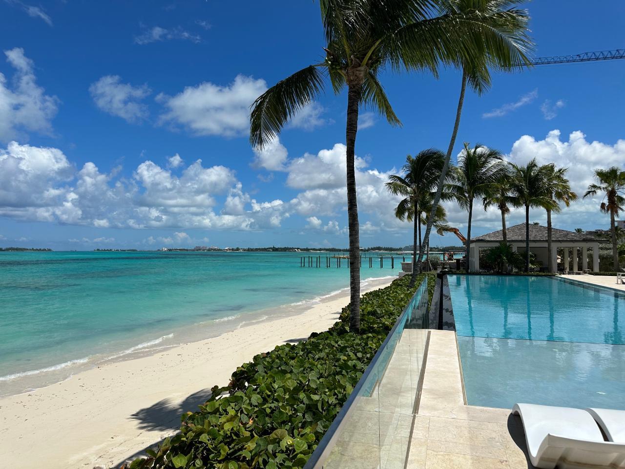 3-bedroom apartment in Nassau / New Providence — photo 3