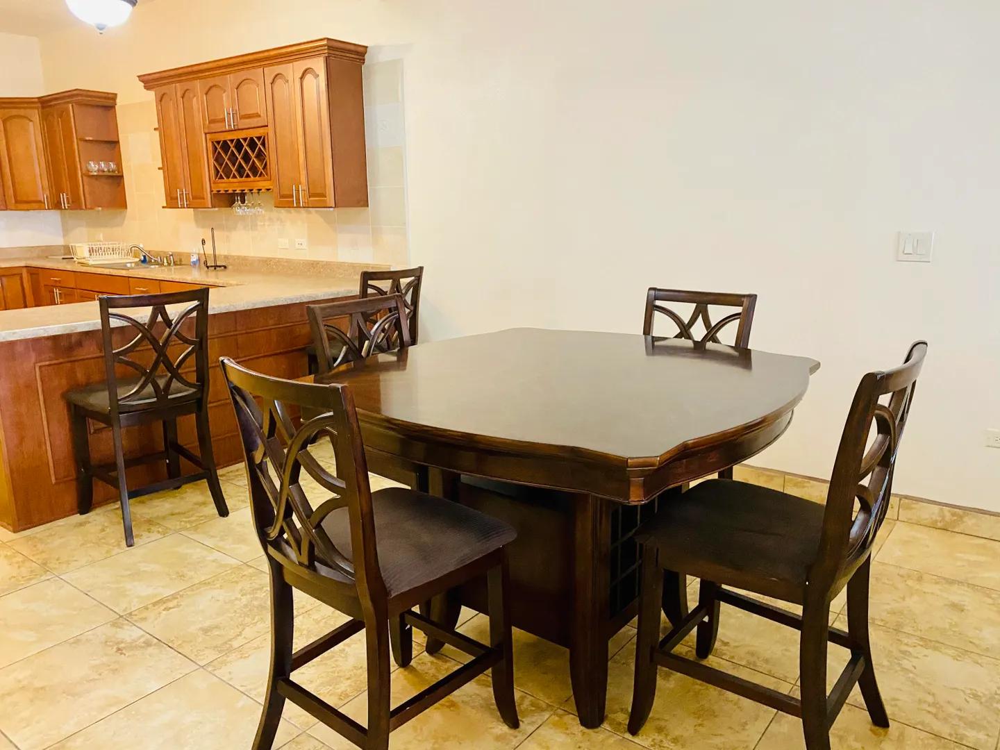 2-bedroom apartment in St. Thomas — photo 5