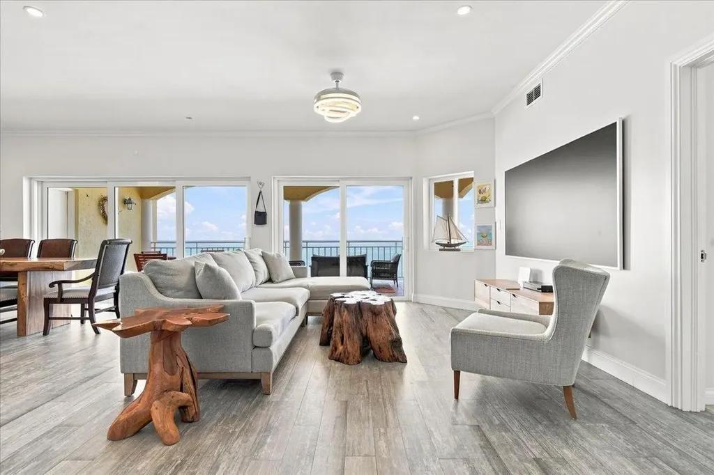 3-bedroom condo in Paradise Island with ocean views — photo 2