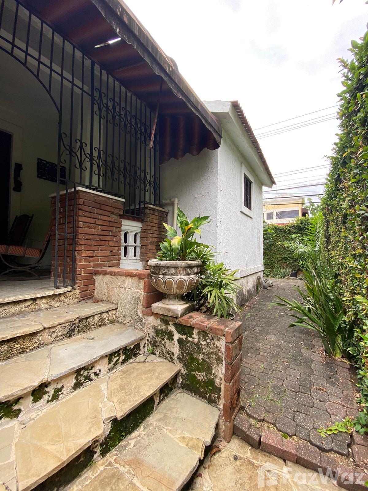 4 bedroom Nacional for sale at Gazcue, next to the presidential palace — photo 4