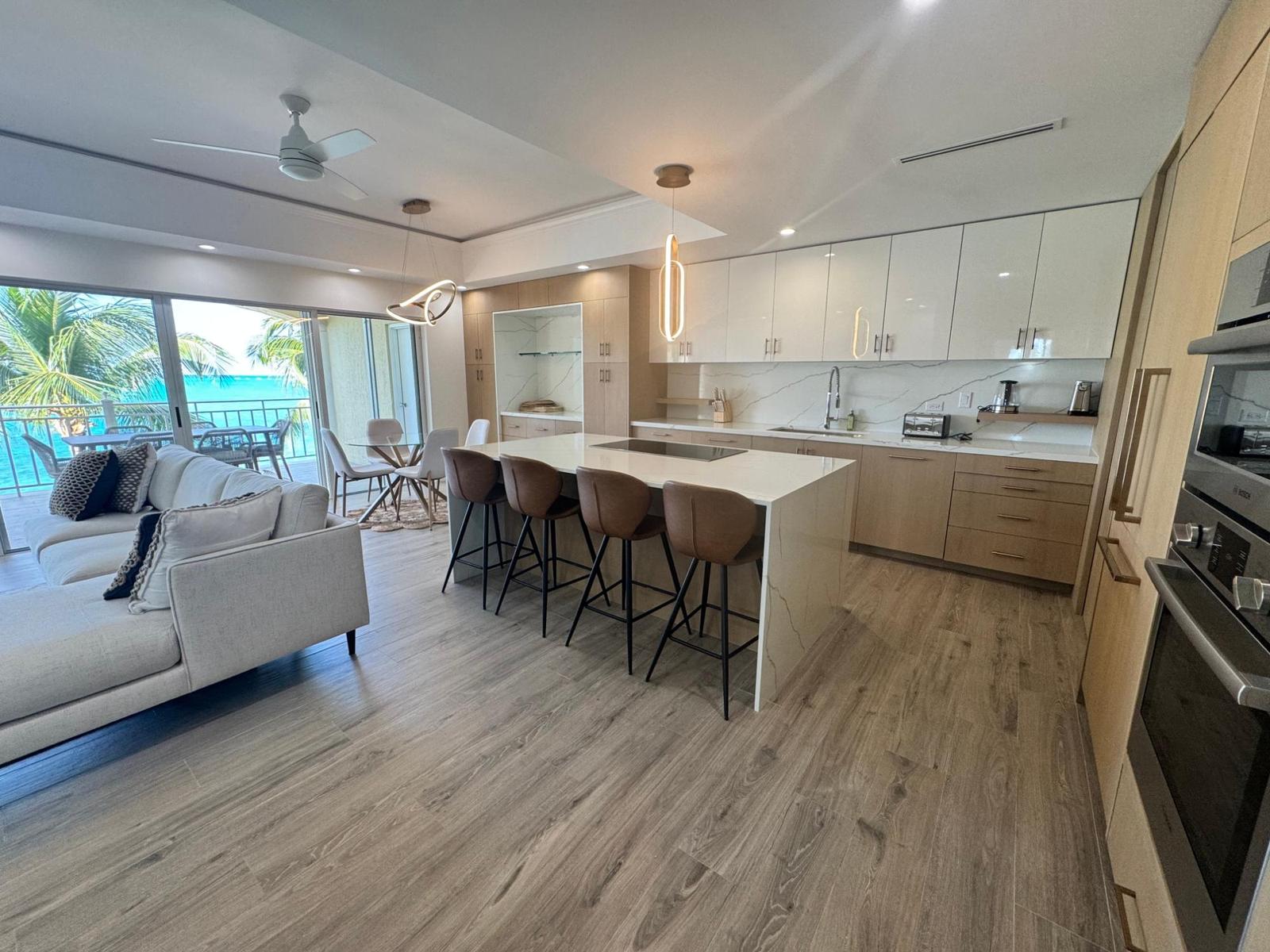 3-bedroom apartment in Caves Point, Nassau — photo 1