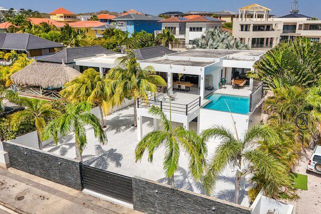 5 Bedroom Villa in Vista Royal, Curaçao — photo 5