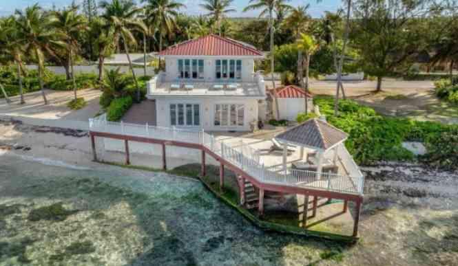 3 Bed | 2 Bath | Oceanfront Home with Private Beach Lot in North Side, Grand Cayman — photo 1