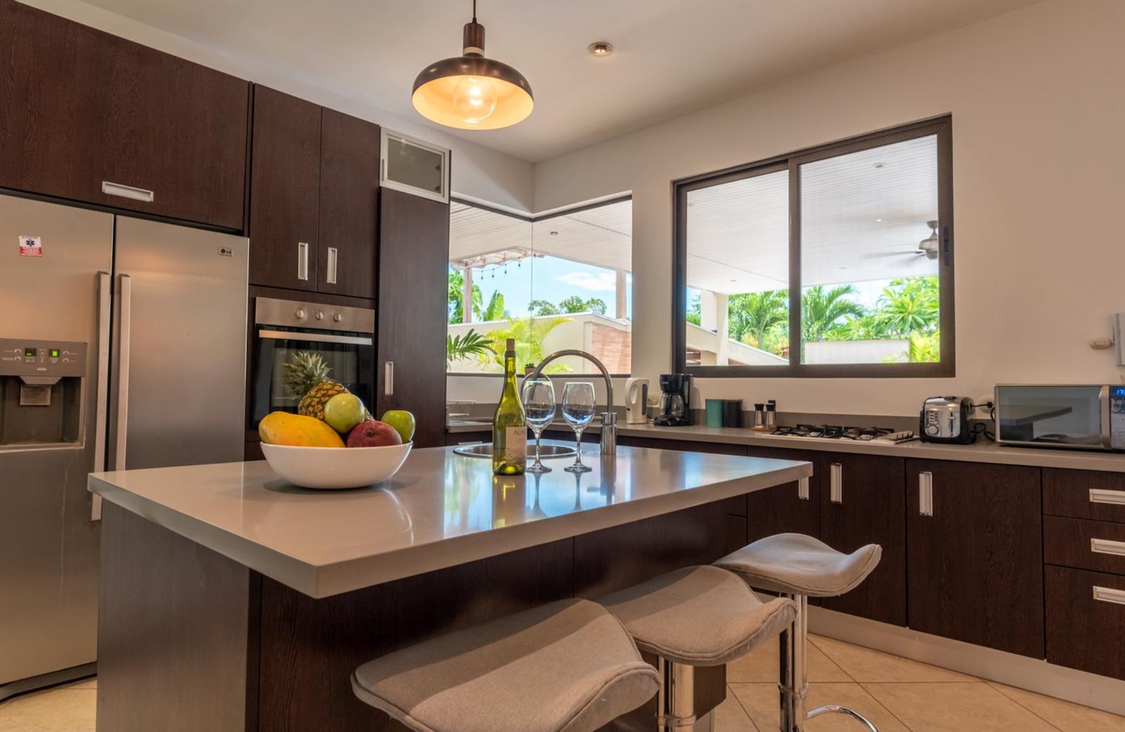 5 Bedroom Home for Sale, Santa Teresa, Puntarenas, Costa Rica — photo 5