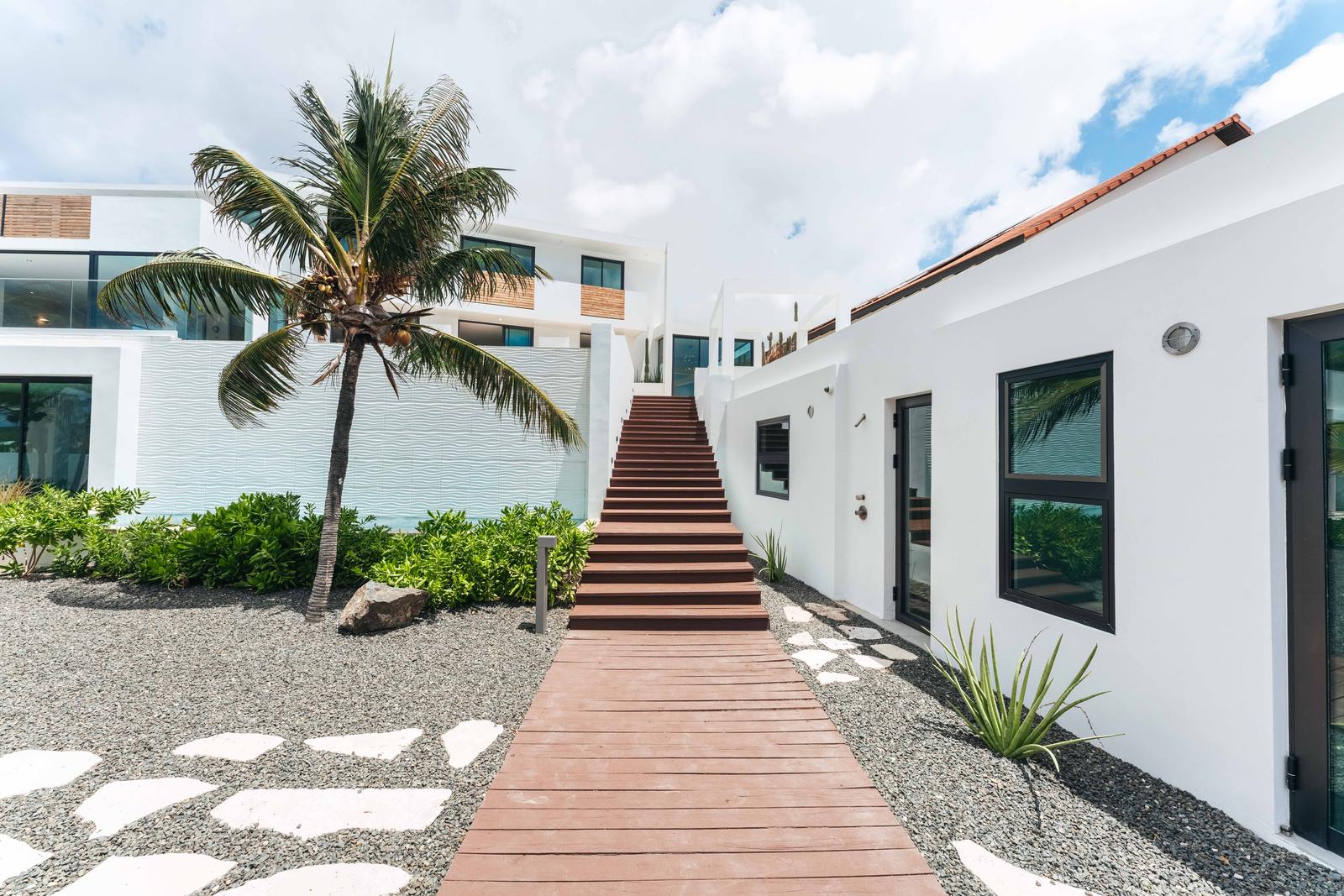 7-bedroom waterfront villa in Jan Sofat, Curaçao — photo 4