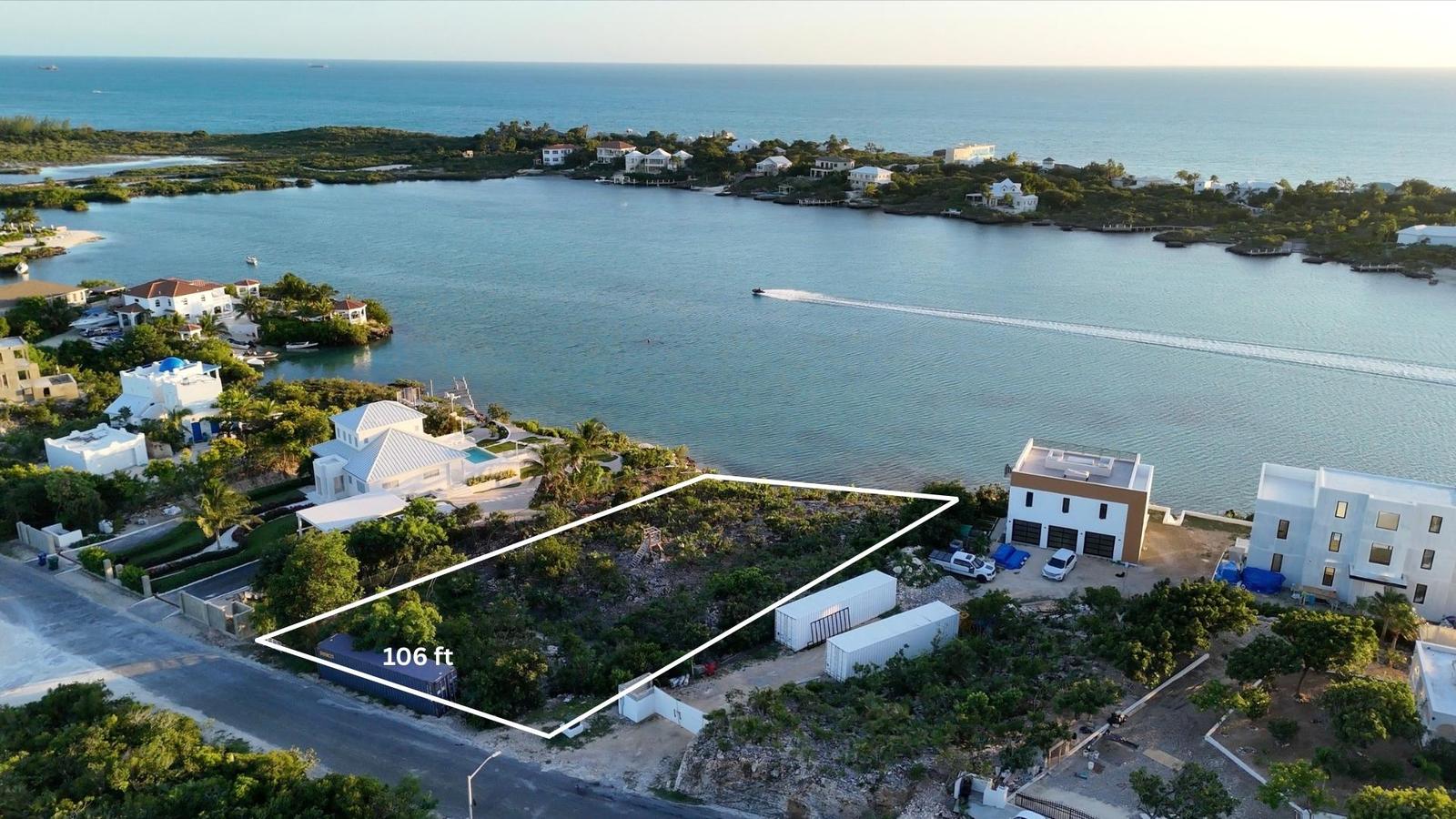 Waterfront lot in Chalk Sound, Providenciales — photo 3