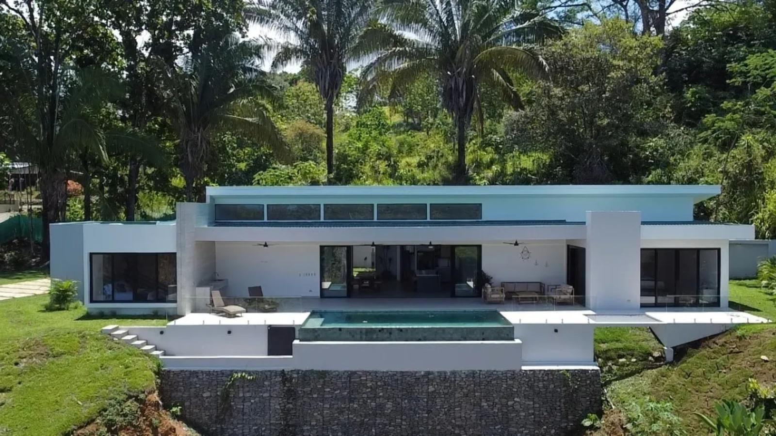 4 Bedroom Luxury House for Sale, Uvita, Costa Rica — photo 1