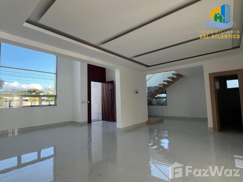 LUXURIOUS MANSION WITH POOL FOR SALE IN THE EXCLUSIVE URBANIZA — photo 2