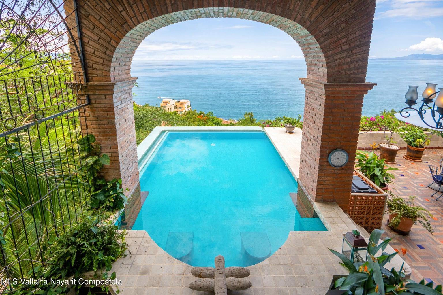 4 Bedroom Condo for Sale in Las Terrazas, Conchas Chinas, Puerto Vallarta — photo 3