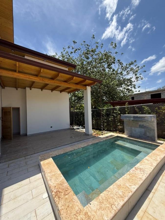 Villa Serena, Jarabacoa: Brand new villa for sale with heated pool — photo 3