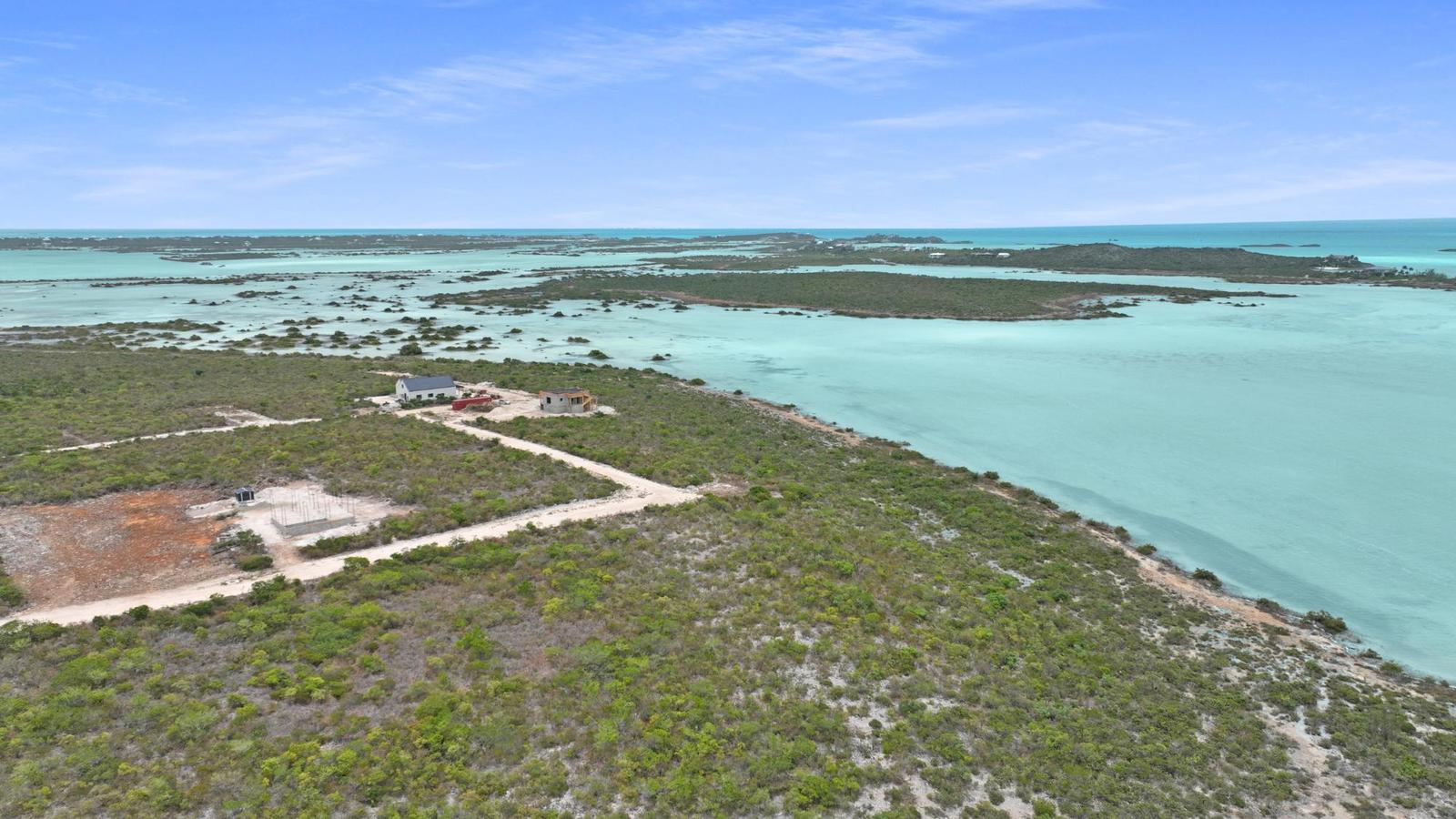 89 TRADEWINDS ESTATES — photo 2