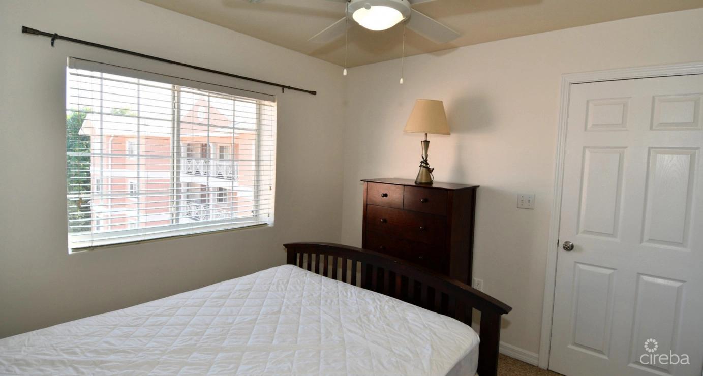 Lakeside 2 Bed Condo in the Cayman Islands — photo 4