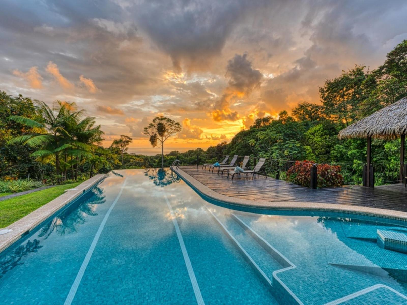 2 Bedroom Ocean-View House for Sale, Dominical, Puntarenas, Costa Rica — photo 2