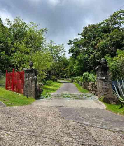4 Bed | 2 Bath House with Ocean View in Golden Rock, Nevis — photo 3