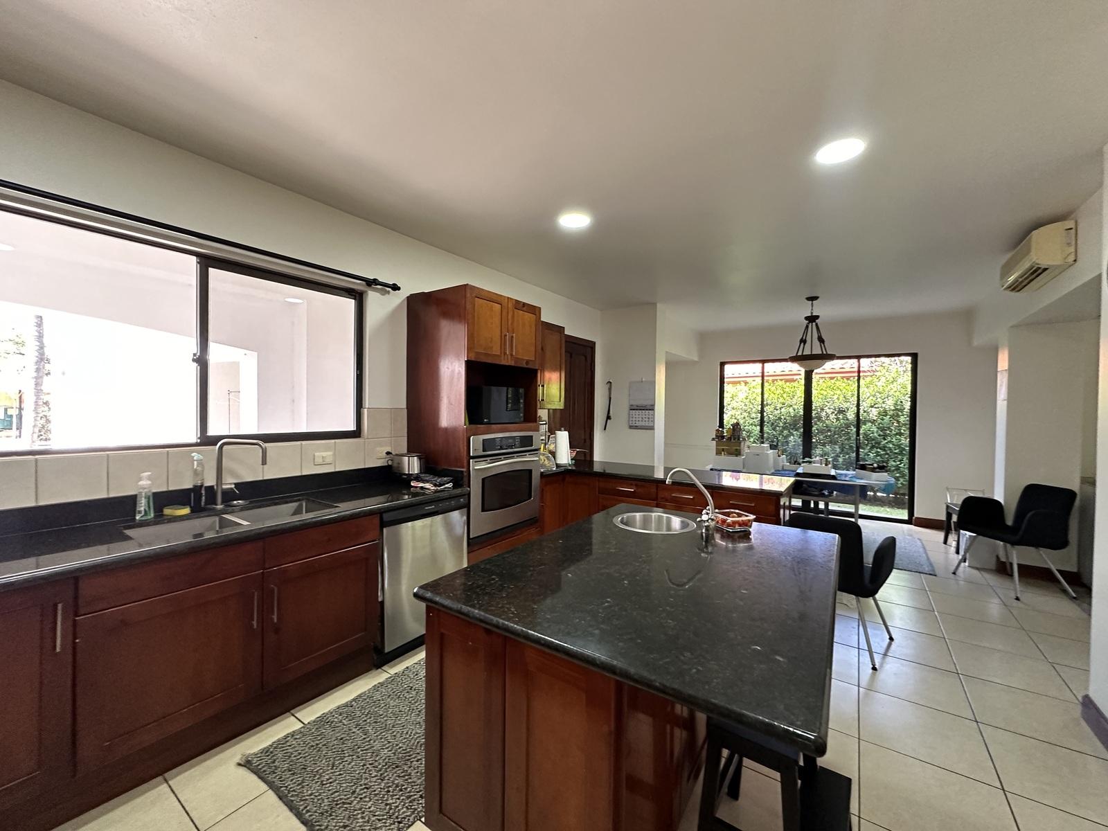 5 Bedroom Home for Sale, Valle Del Sol, Santa Ana, San Jose, Costa Rica — photo 4