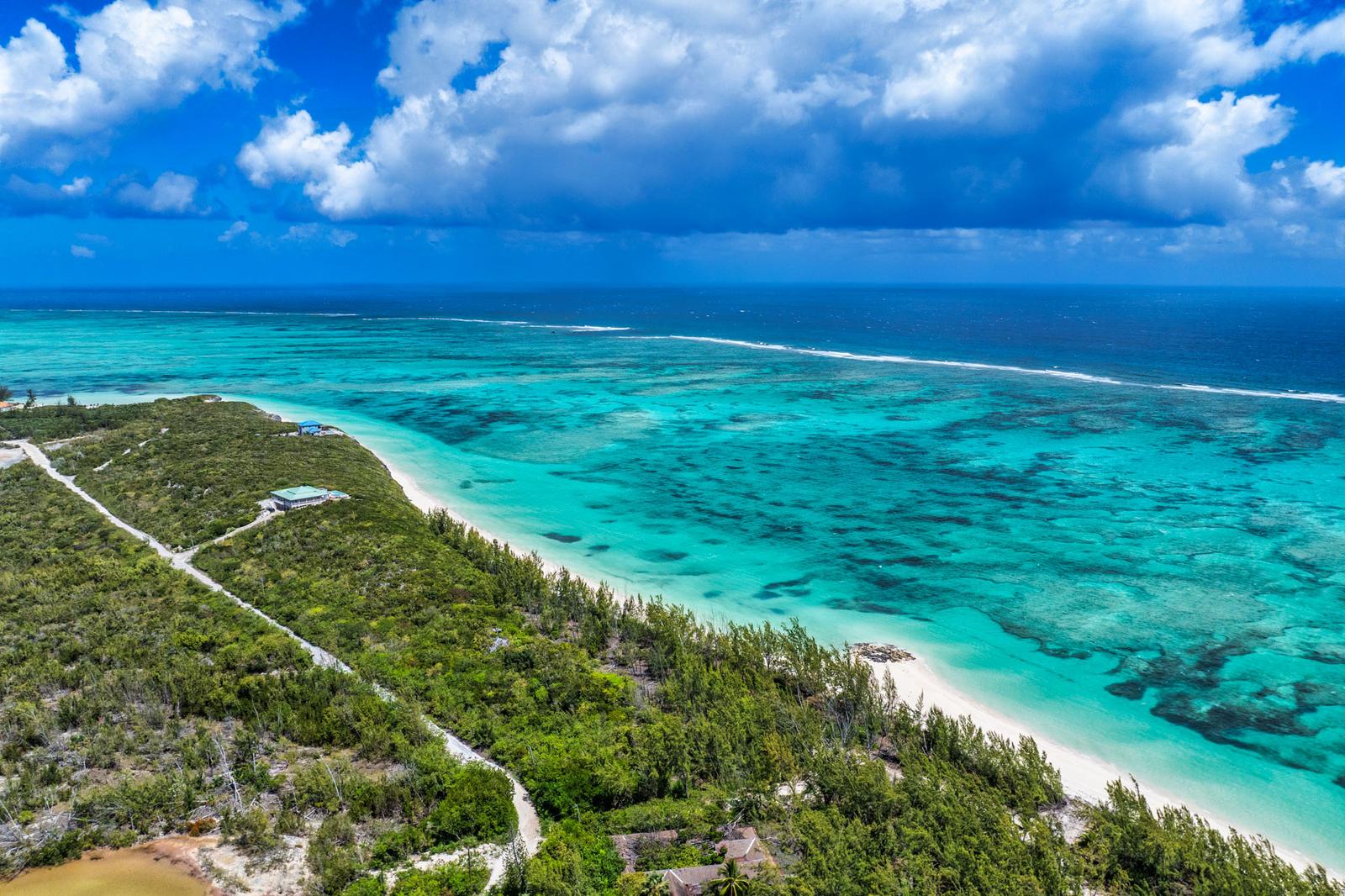 22.83 Acres Beachfront Development Land for Sale, Sandy Point, North Caicos, Turks & Caicos — photo 5