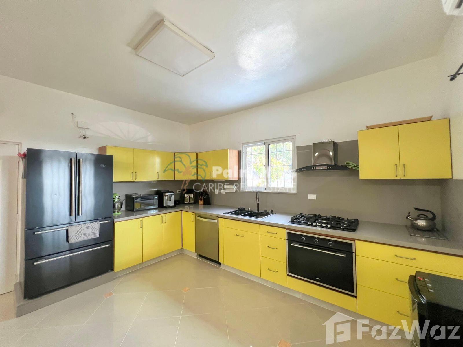 6 Bedroom House for Sale in Cabarete, Dominican Republic — photo 2