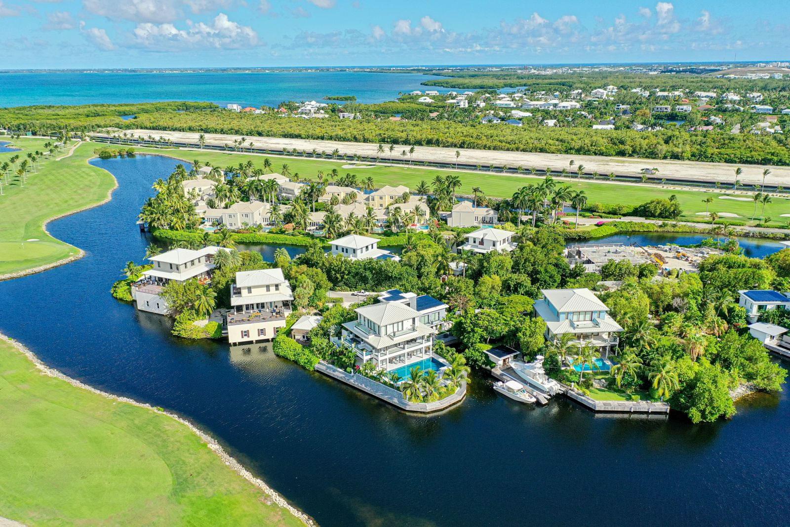 5 Bedroom Ritz-Carlton Deckhouse 9 for Sale, Seven Mile Beach, Grand Cayman — photo 3