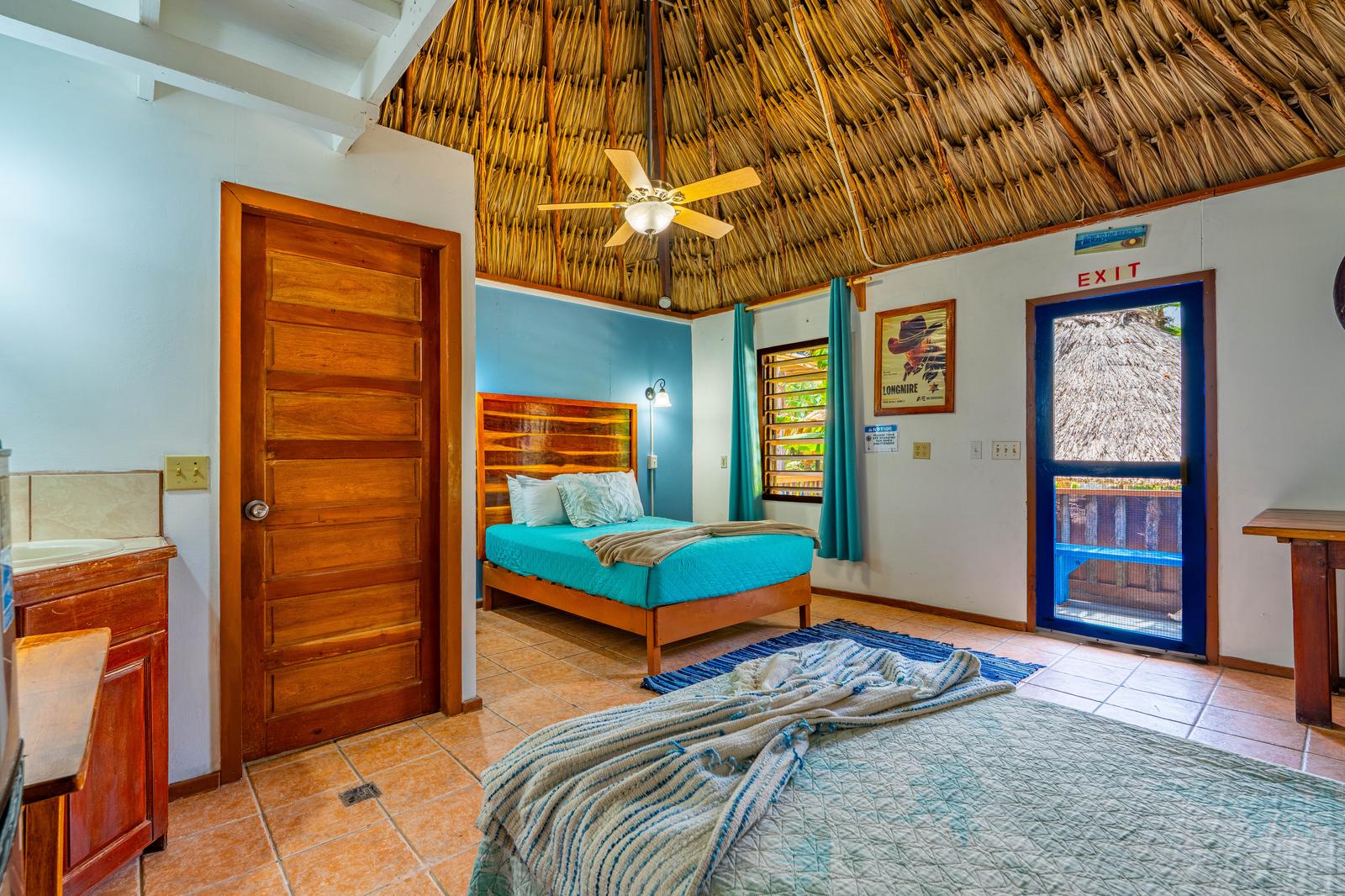 Hotel Del Rio Beachfront Hotel and Development Property — photo 1