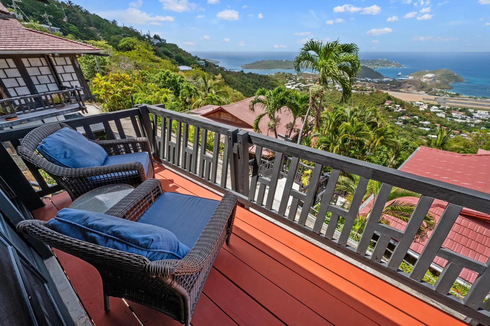 3BR Condo in Shibui, St. Thomas — photo 3