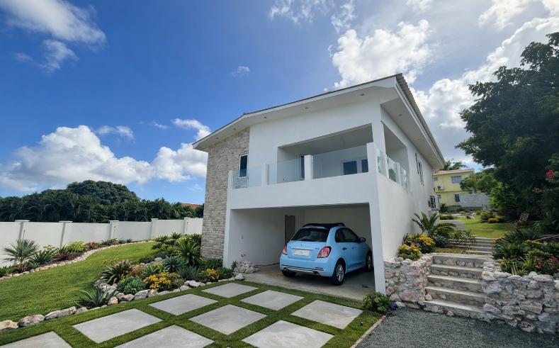 Luxury family home for sale in Cas Grandi, Curaçao — photo 1