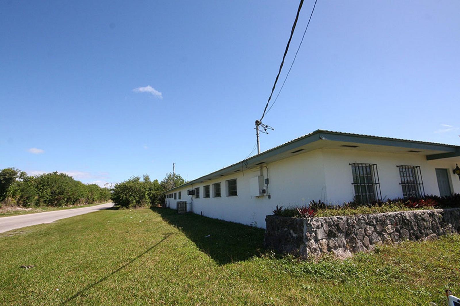 Warehouse for sale - Bahamas — photo 4