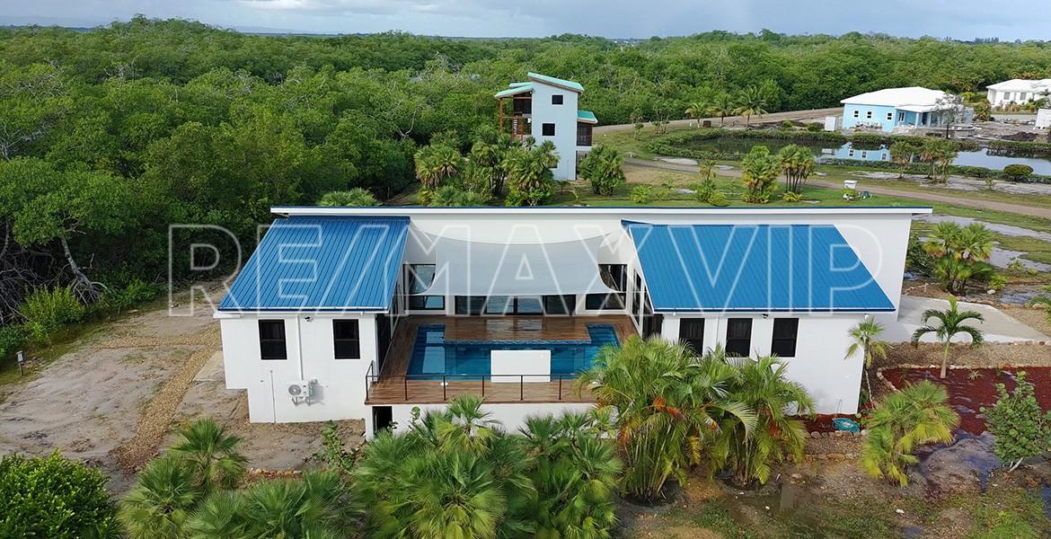 Beautiful Home with Private Pool in NAIA.388 Acres — photo 2