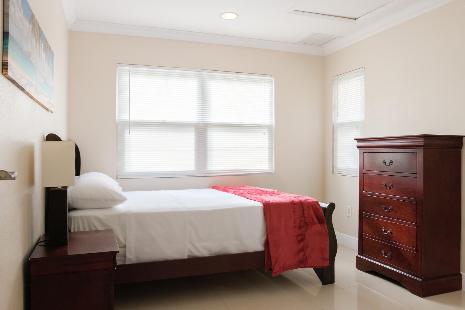 1-bedroom condo at Imperial Bay Residences, Half Moon Bay — photo 3