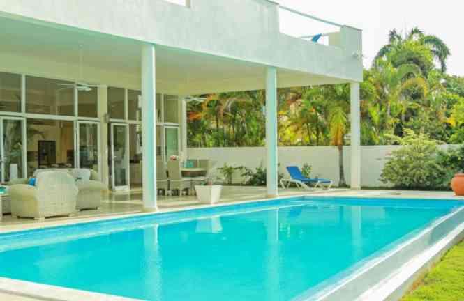 Modern And Luxury 5 Bedrooms Villa — photo 1