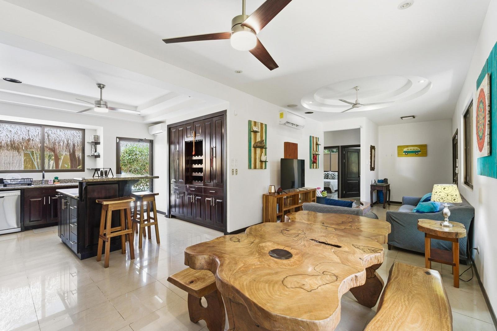 4 Bedroom Villa for Sale, Surfside, Playa Potrero, Flamingo, Guanacaste, Costa Rica — photo 3