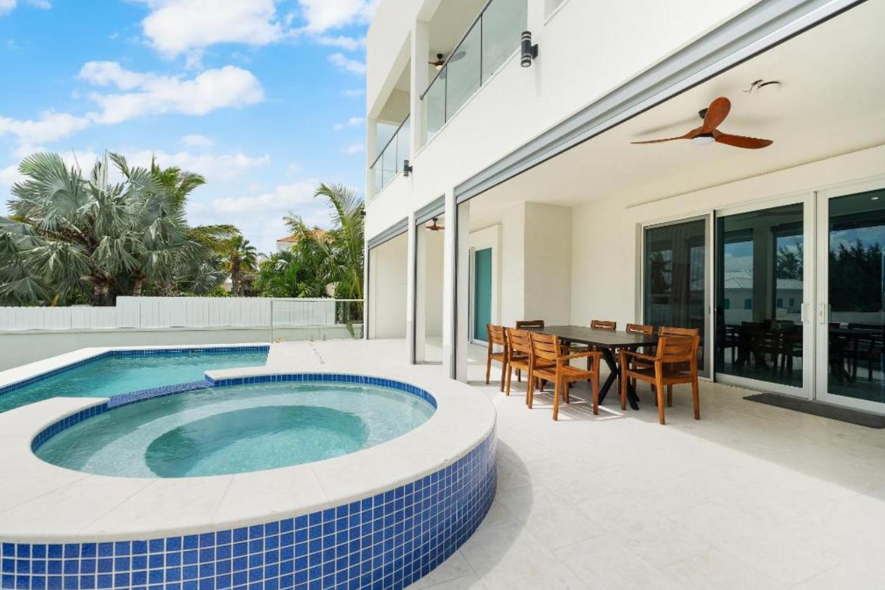 Blue Diamond Villa, Kira Isle, Leeward, Providenciales, Turks and Caicos Islands — photo 4